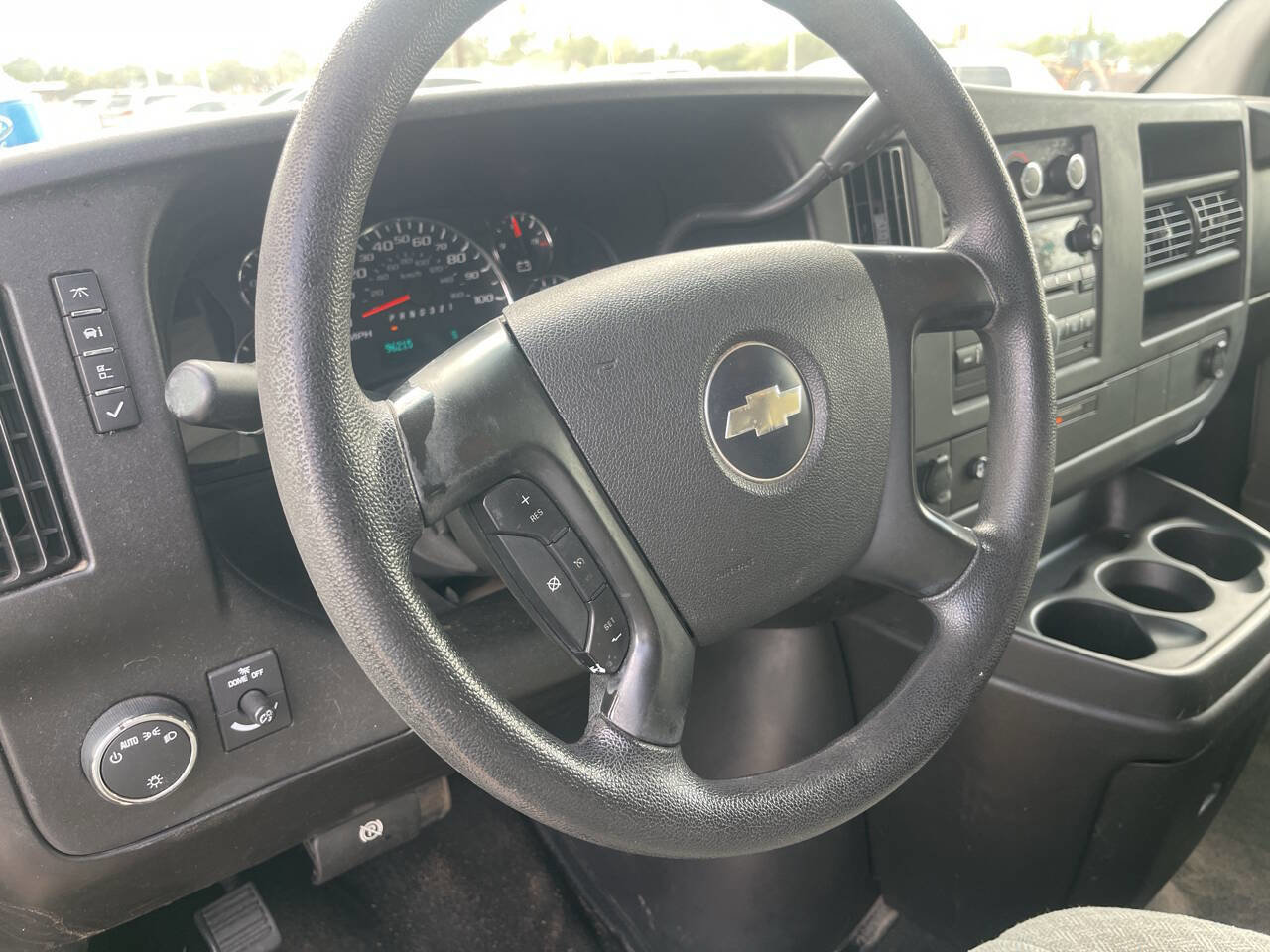 Used 2008 Chevrolet Express 1500 Passenger w/ LT Preferred Equipment Group image 13