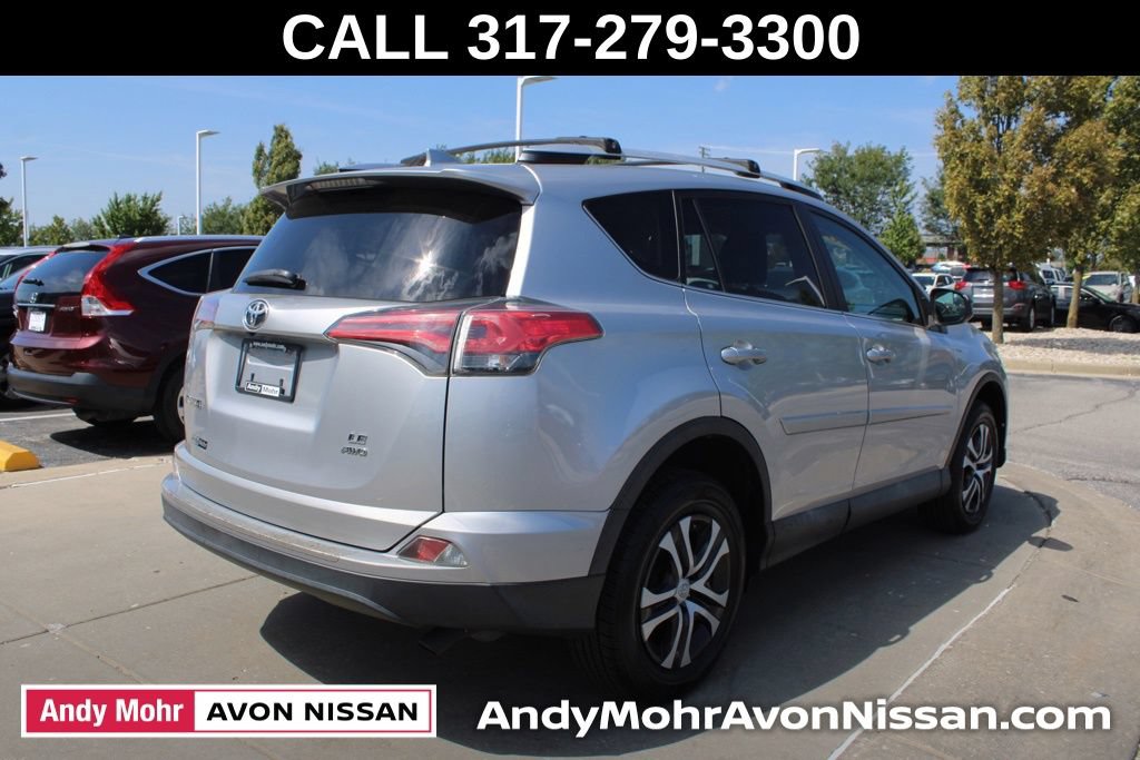 Used 2016 Toyota RAV4 LE AWD/4WD image 7