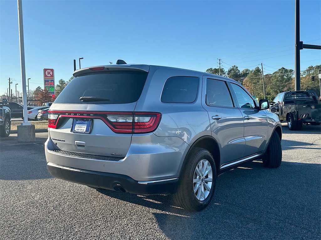 Used 2019 Dodge Durango SXT w/ 3rd Row Seating Group image 7