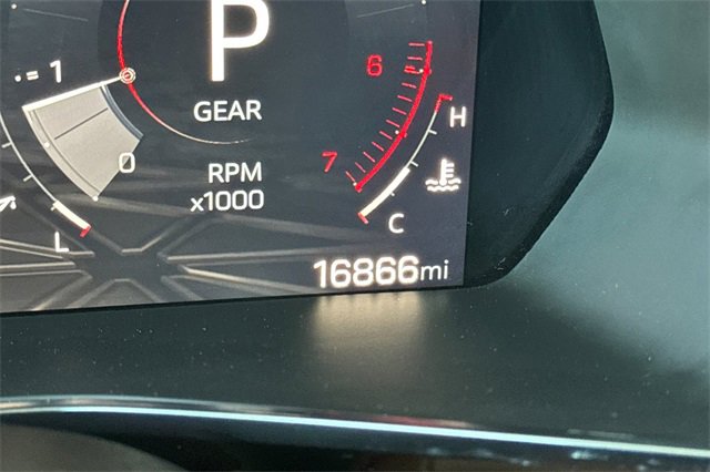 Used 2024 GMC Canyon AT4 w/ AT4 Premium Package image 41