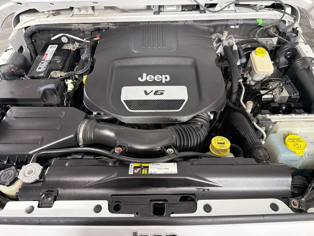 Used 2016 Jeep Wrangler Unlimited Sport w/ Quick Order Package 24S AWD/4WD image 25
