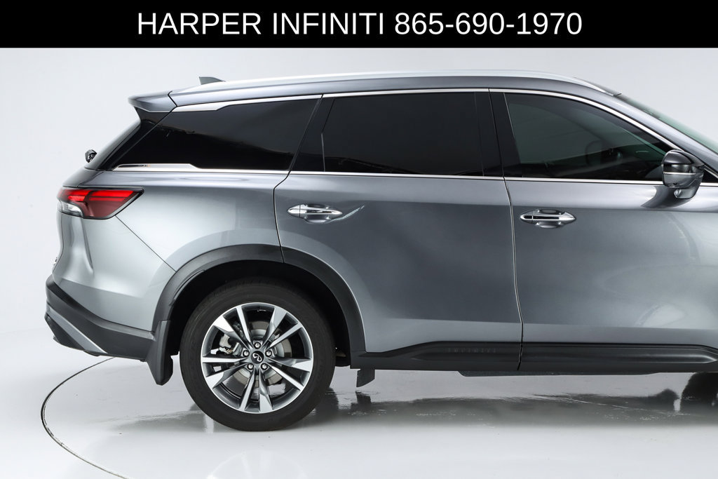 Used 2023 INFINITI QX60 Luxe w/ Performance Audio Package FWD image 12