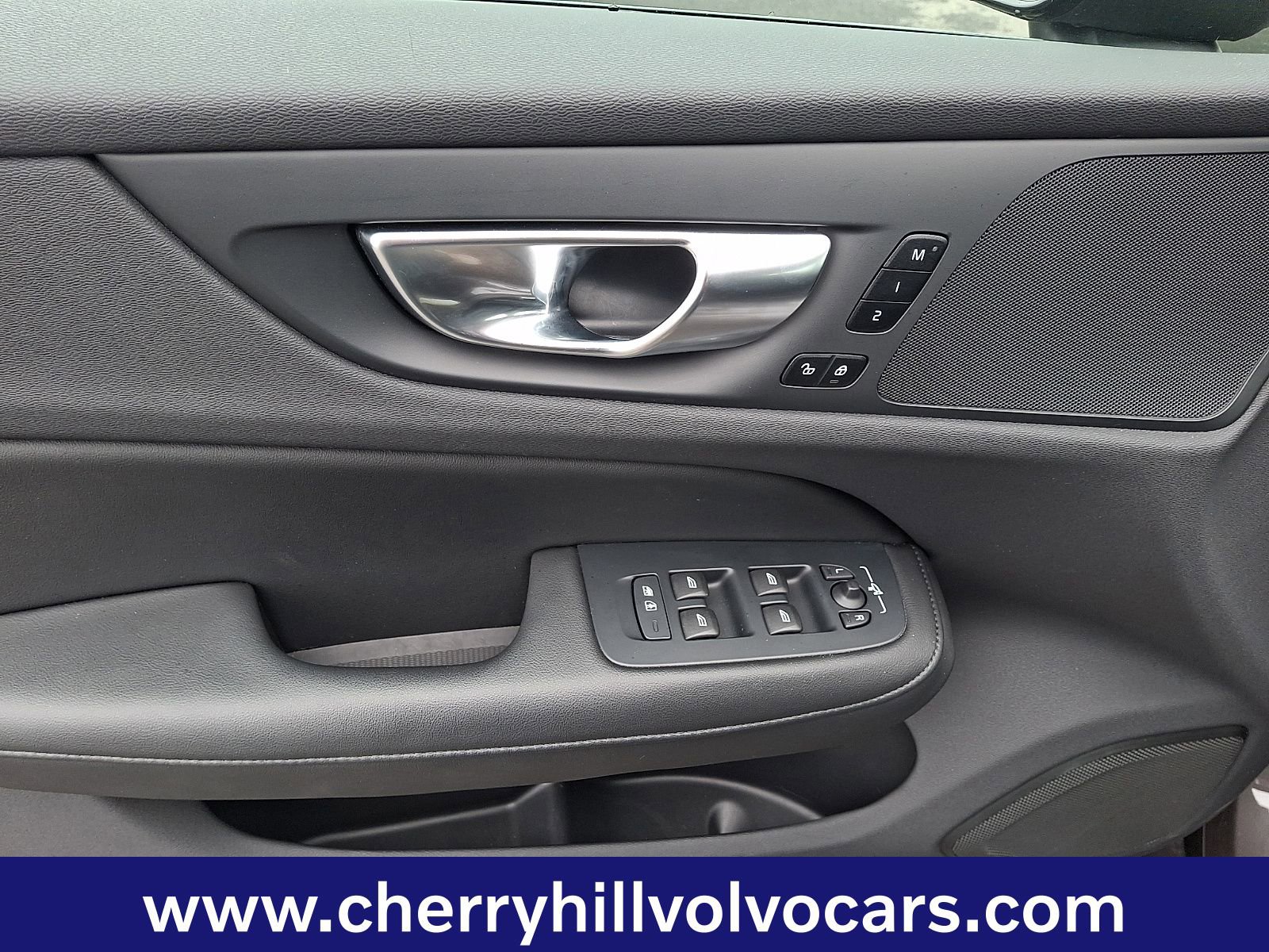 Certified 2025 Volvo S60 B5 Plus image 13