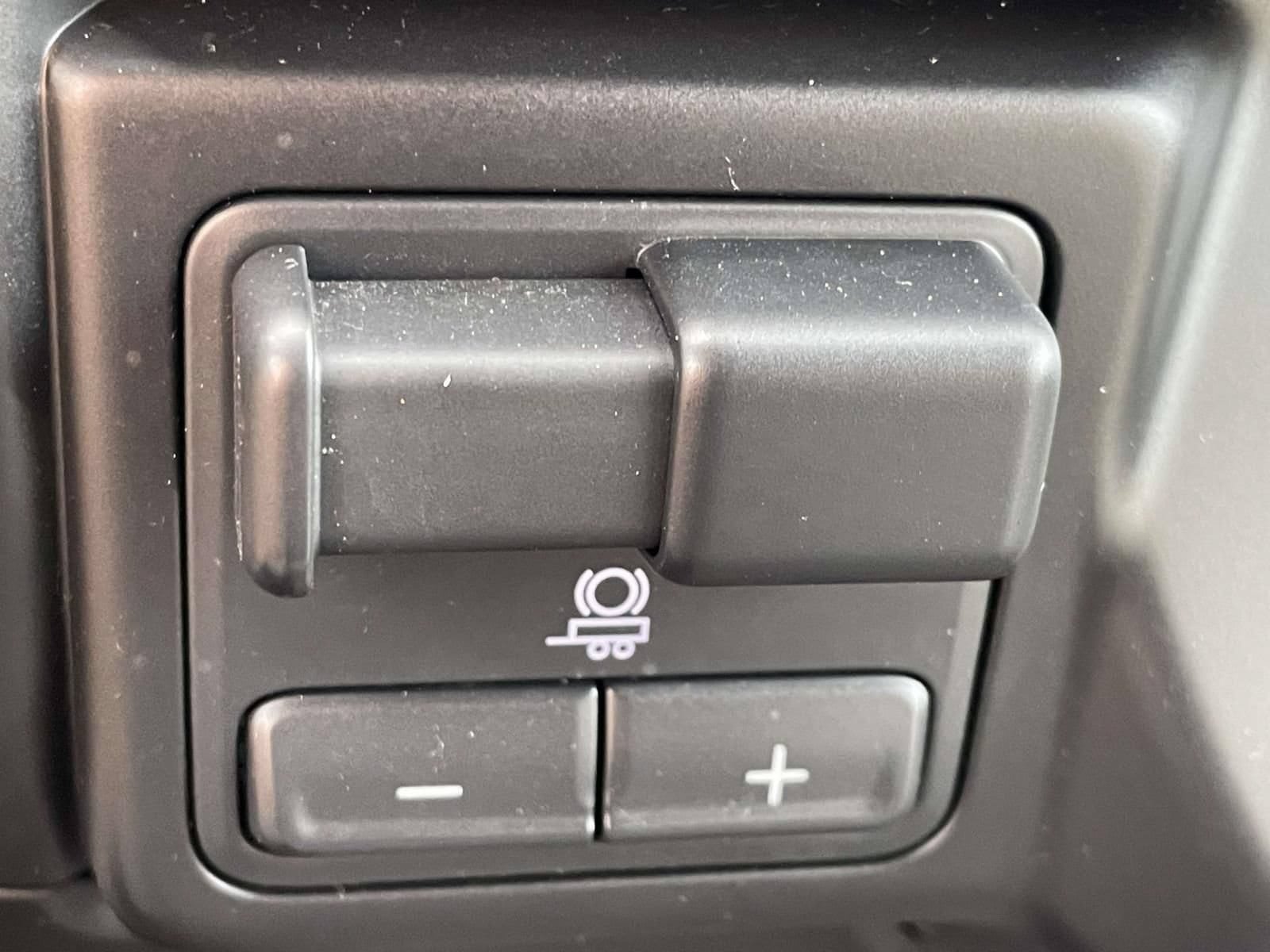Used 2021 GMC Sierra 1500 SLE RWD image 23
