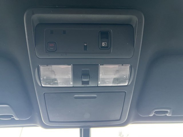 Used 2018 Nissan Titan SL w/ Midnight Edition image 37