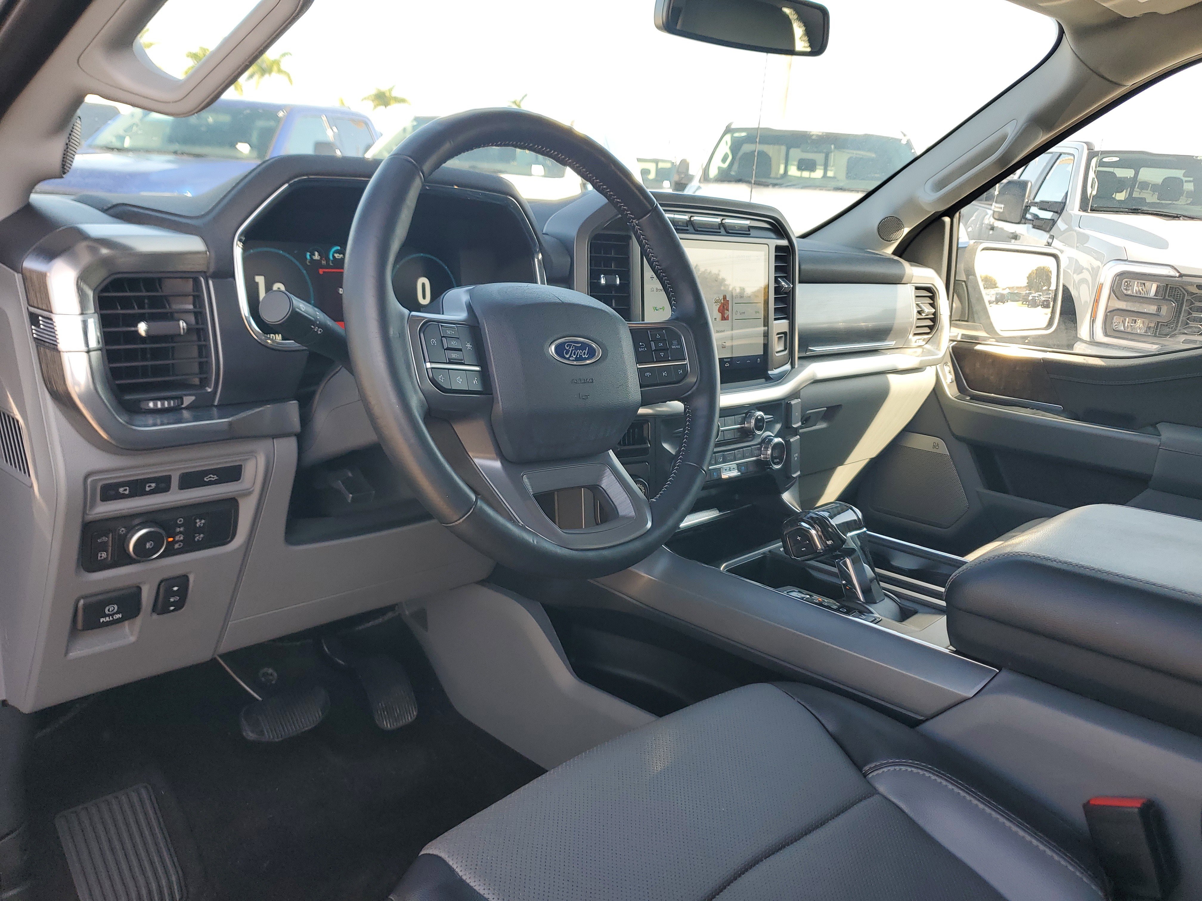 Used 2021 Ford F150 Lariat image 9
