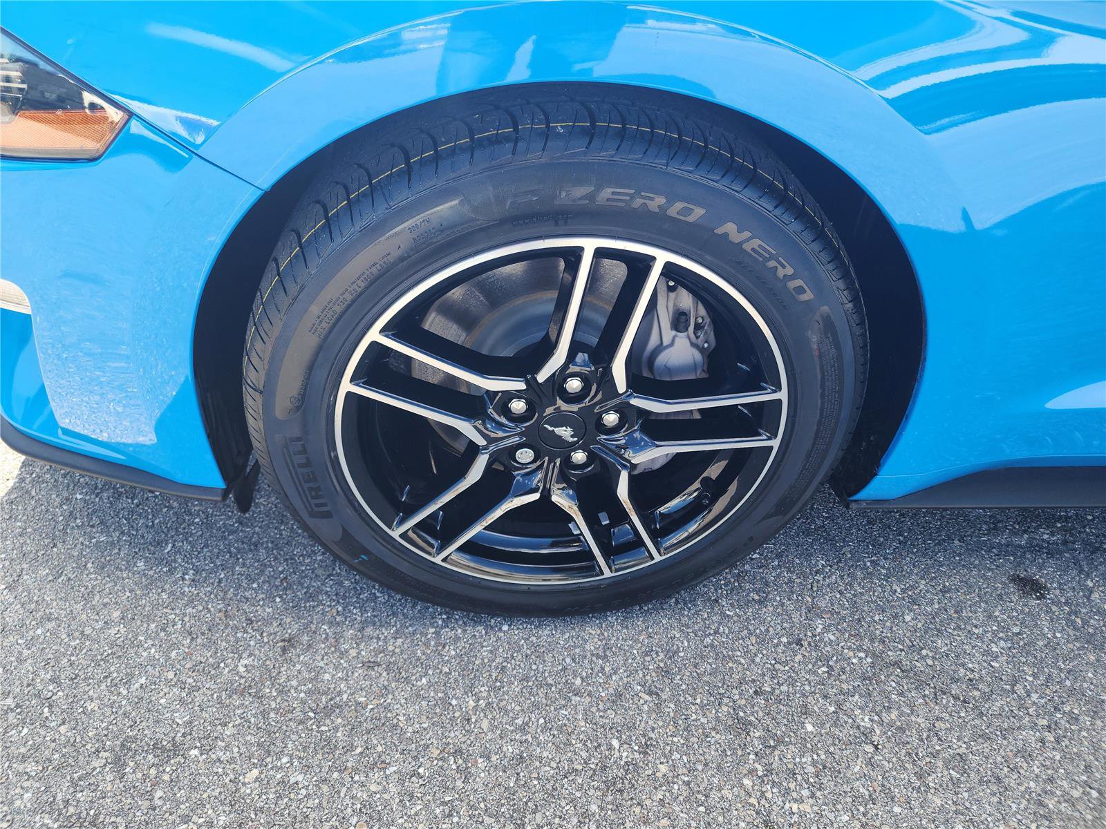 Certified 2022 Ford Mustang GT Premium w/ Equipment Group 401A image 9