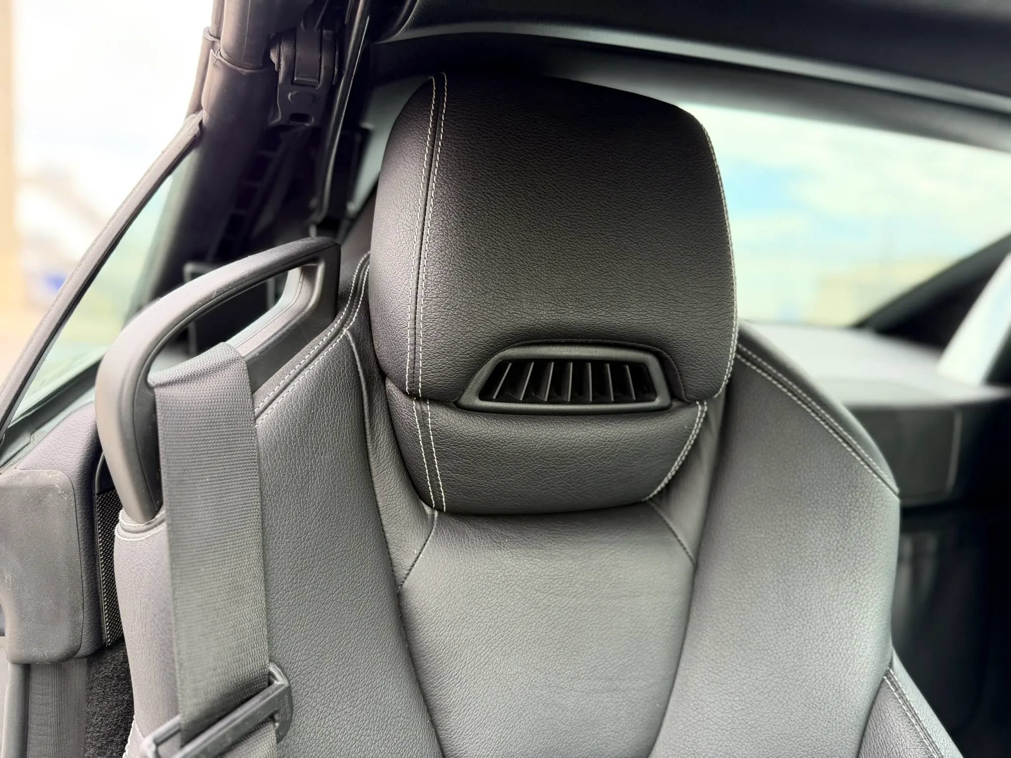 Used 2013 Mercedes-Benz SLK 250 image 10
