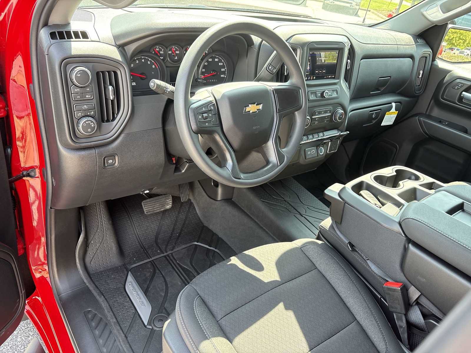 New 2026 Chevrolet Silverado 1500 Custom w/ Turbomax Blackout Package AWD/4WD image 10