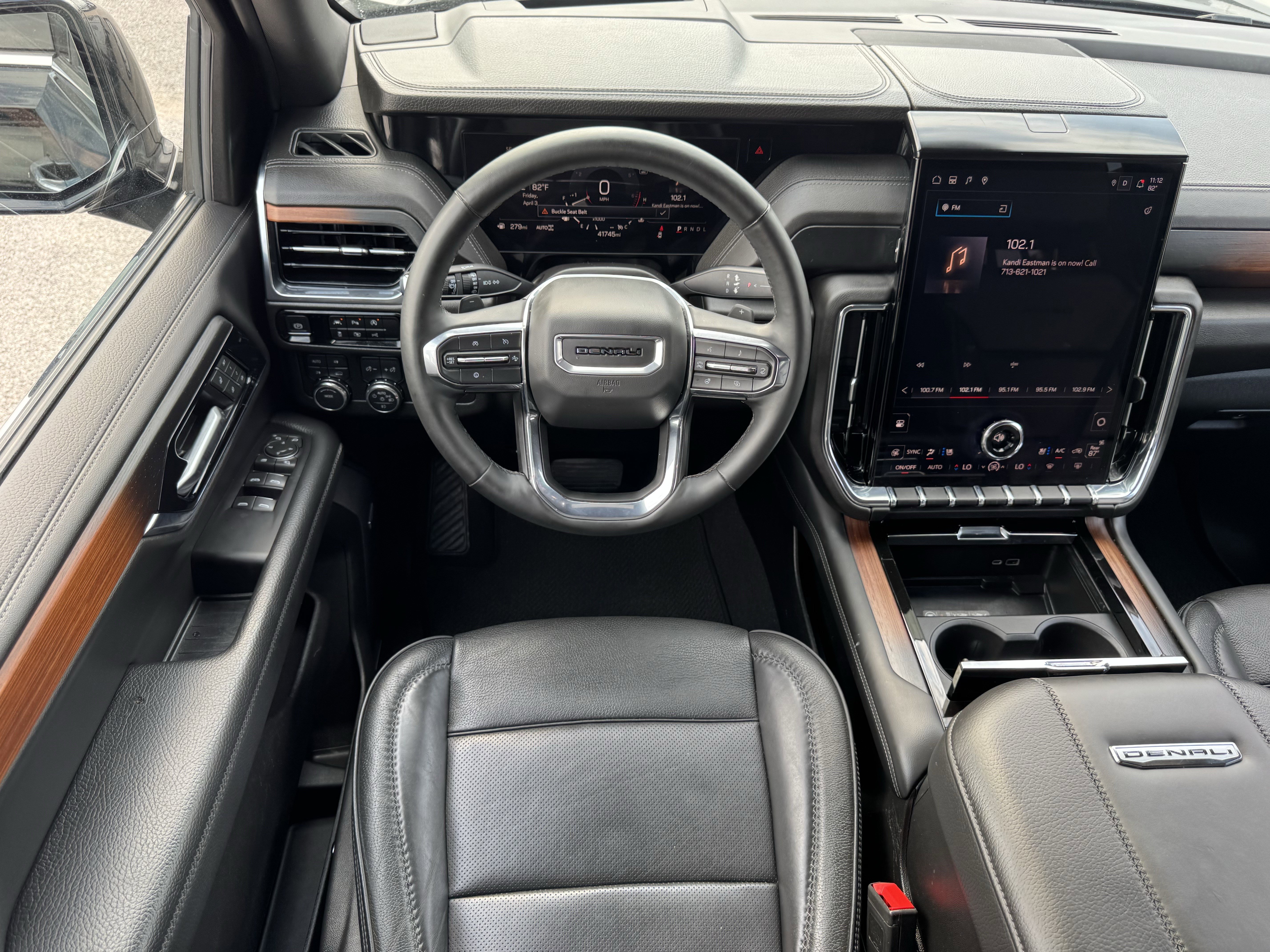 Used 2025 GMC Yukon Denali image 15
