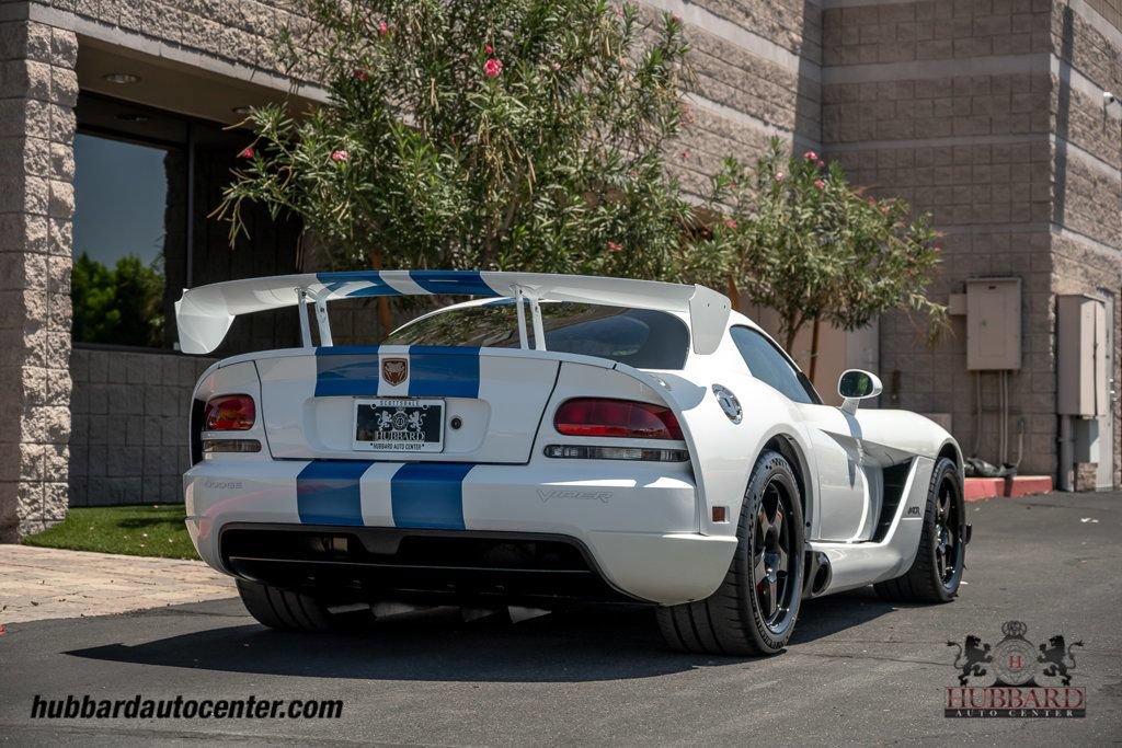 Used 2009 Dodge Viper ACR RWD image 10