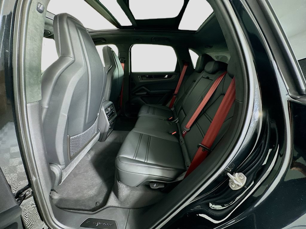 New 2026 Porsche Cayenne GTS AWD/4WD image 24