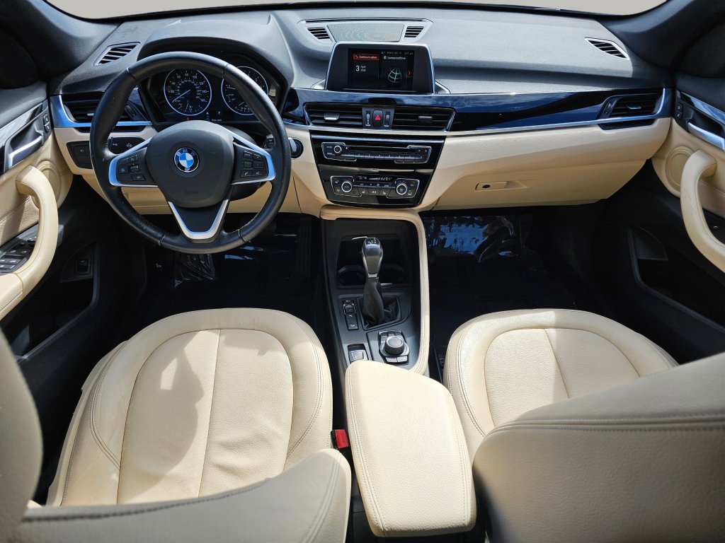 Used 2018 BMW X1 xDrive28i image 2