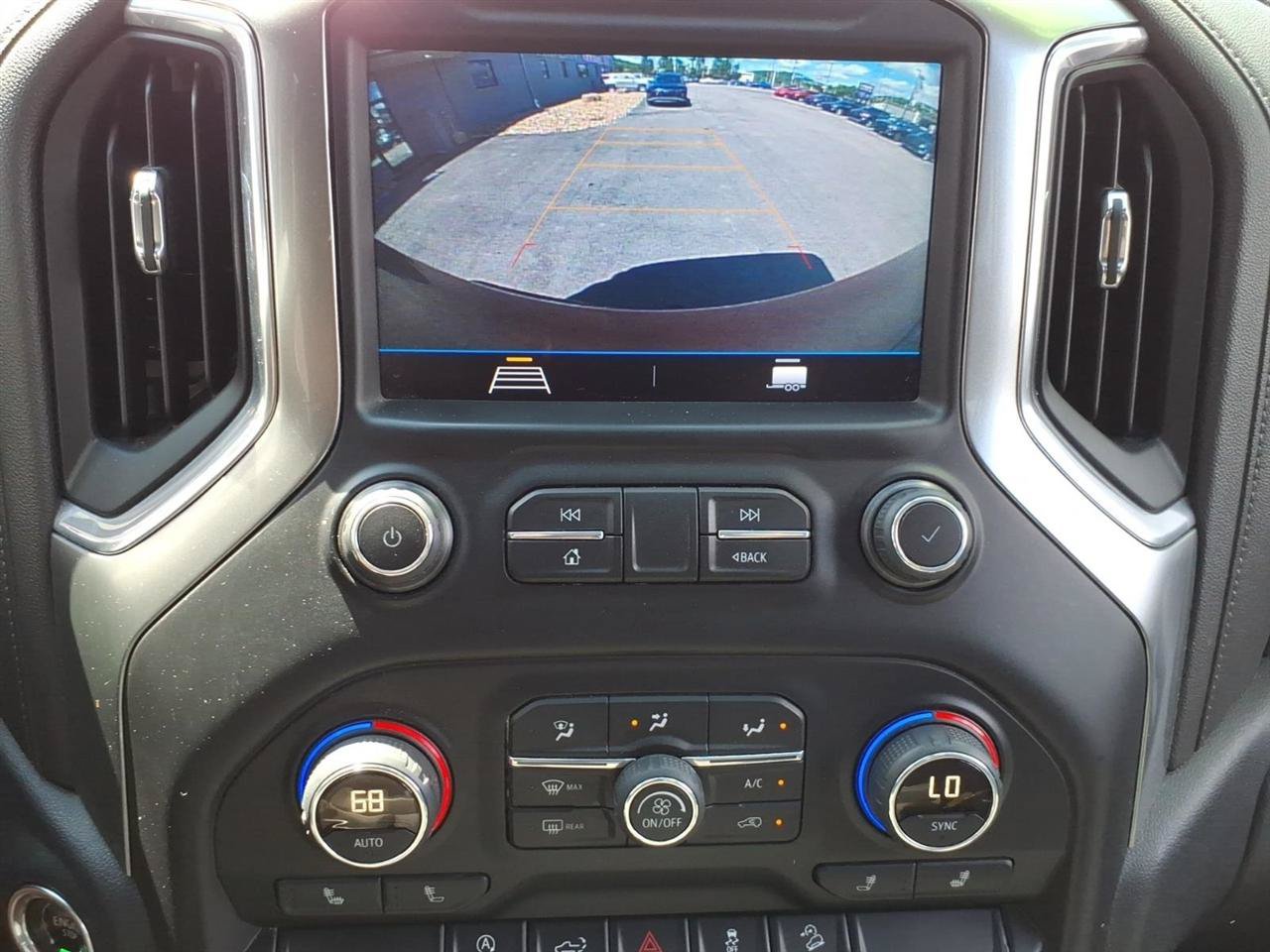 Used 2019 Chevrolet Silverado 1500 RST AWD/4WD image 13