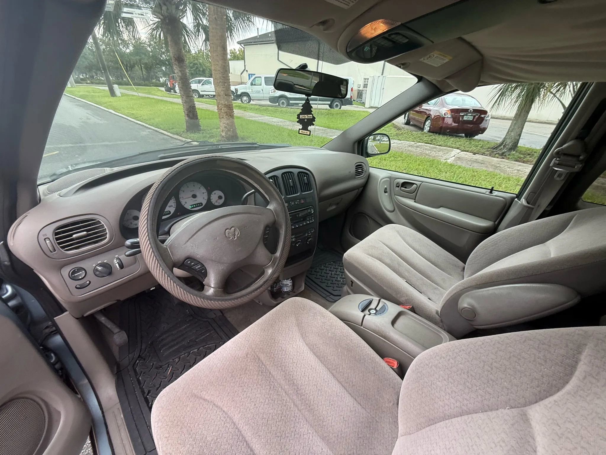 Used 2003 Dodge Grand Caravan Sport FWD image 12