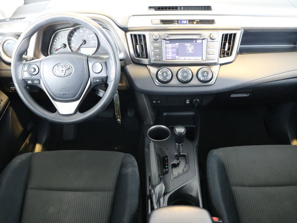 Used 2015 Toyota RAV4 LE AWD/4WD image 22