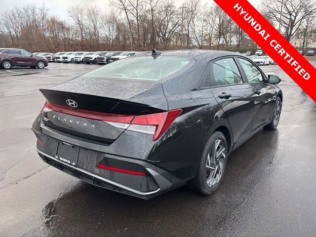 Certified 2025 Hyundai Elantra Sport image 6