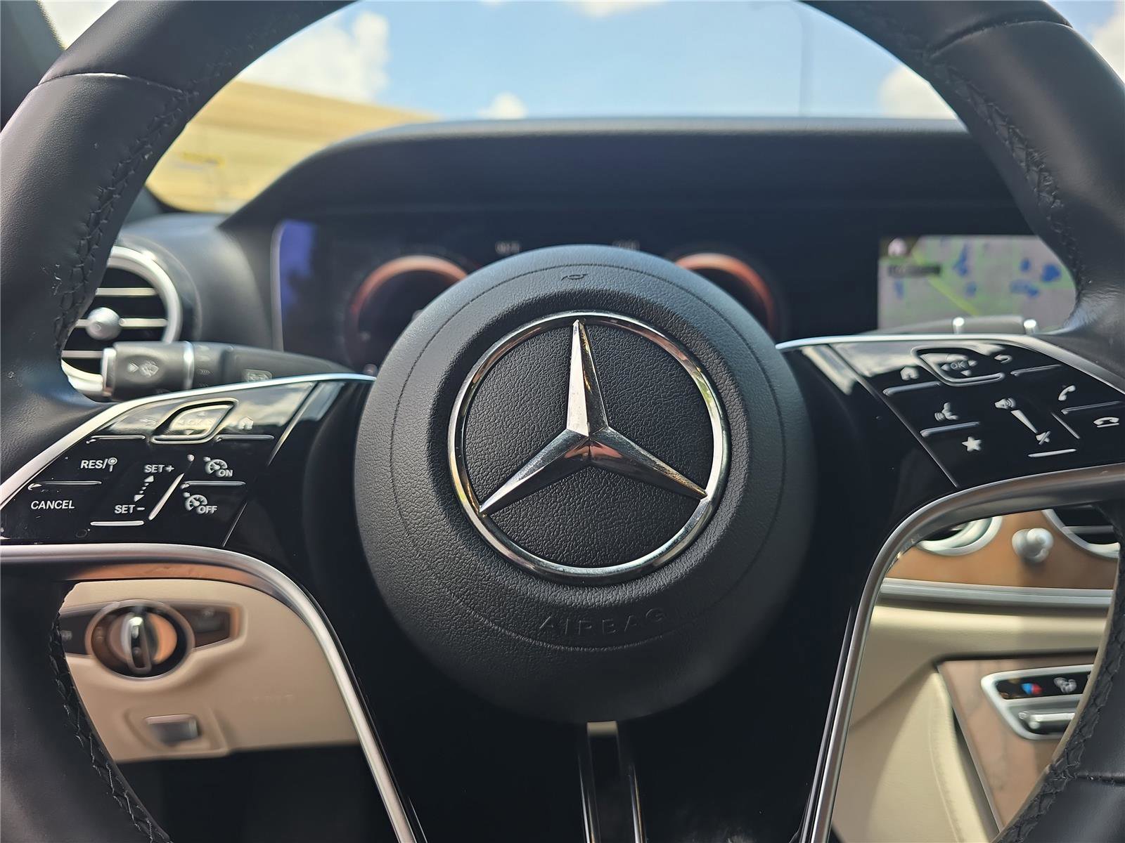Used 2022 Mercedes-Benz E 350 Sedan image 22