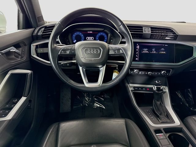 Used 2021 Audi Q3 2.0T Premium image 22