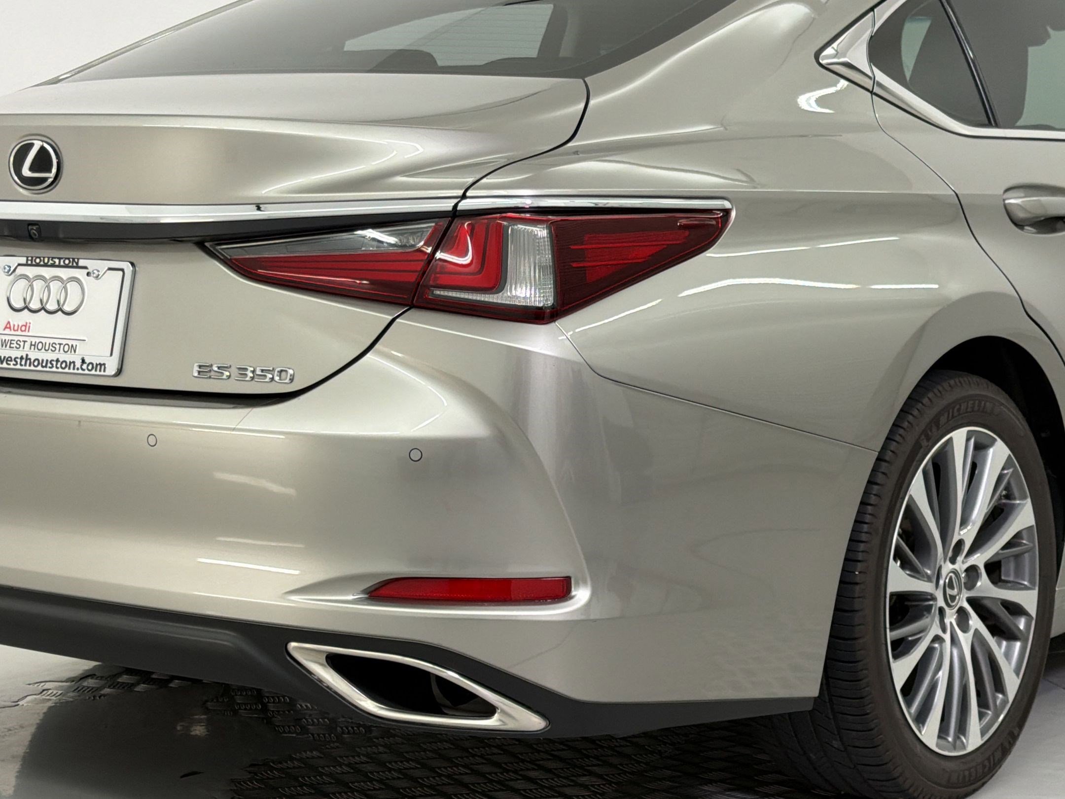 Used 2019 Lexus ES 350 FWD image 12