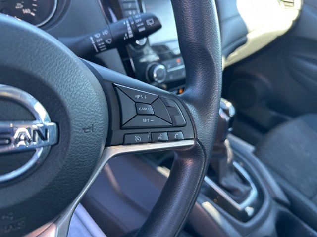 Used 2018 Nissan Rogue S image 12