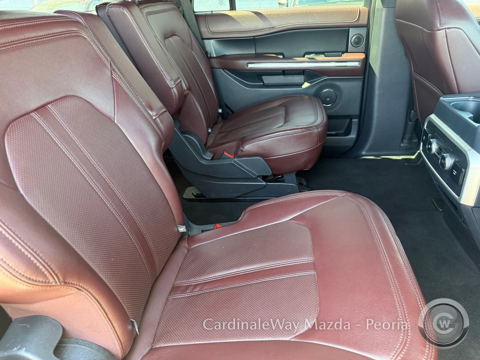 Used 2023 Ford Expedition Limited RWD image 30