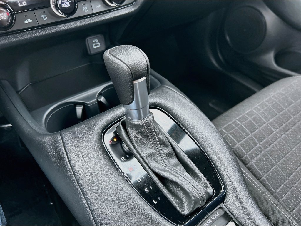 Certified 2024 Honda HR-V LX image 16