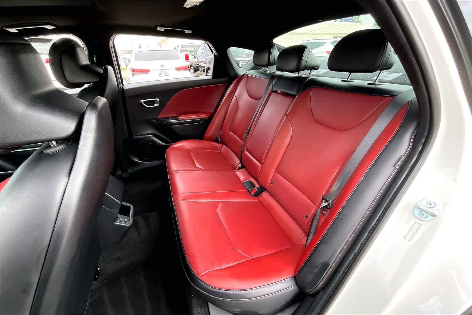 Used 2025 Kia K4 GT-Line w/ GT-Line Premium Package image 19