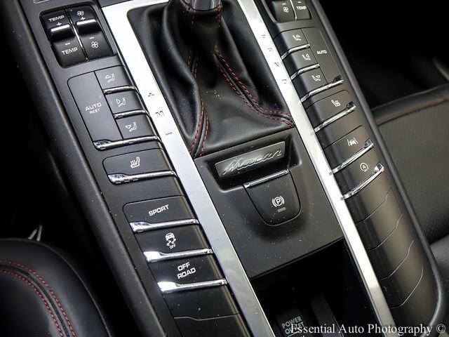 Used 2021 Porsche Macan S AWD/4WD image 19