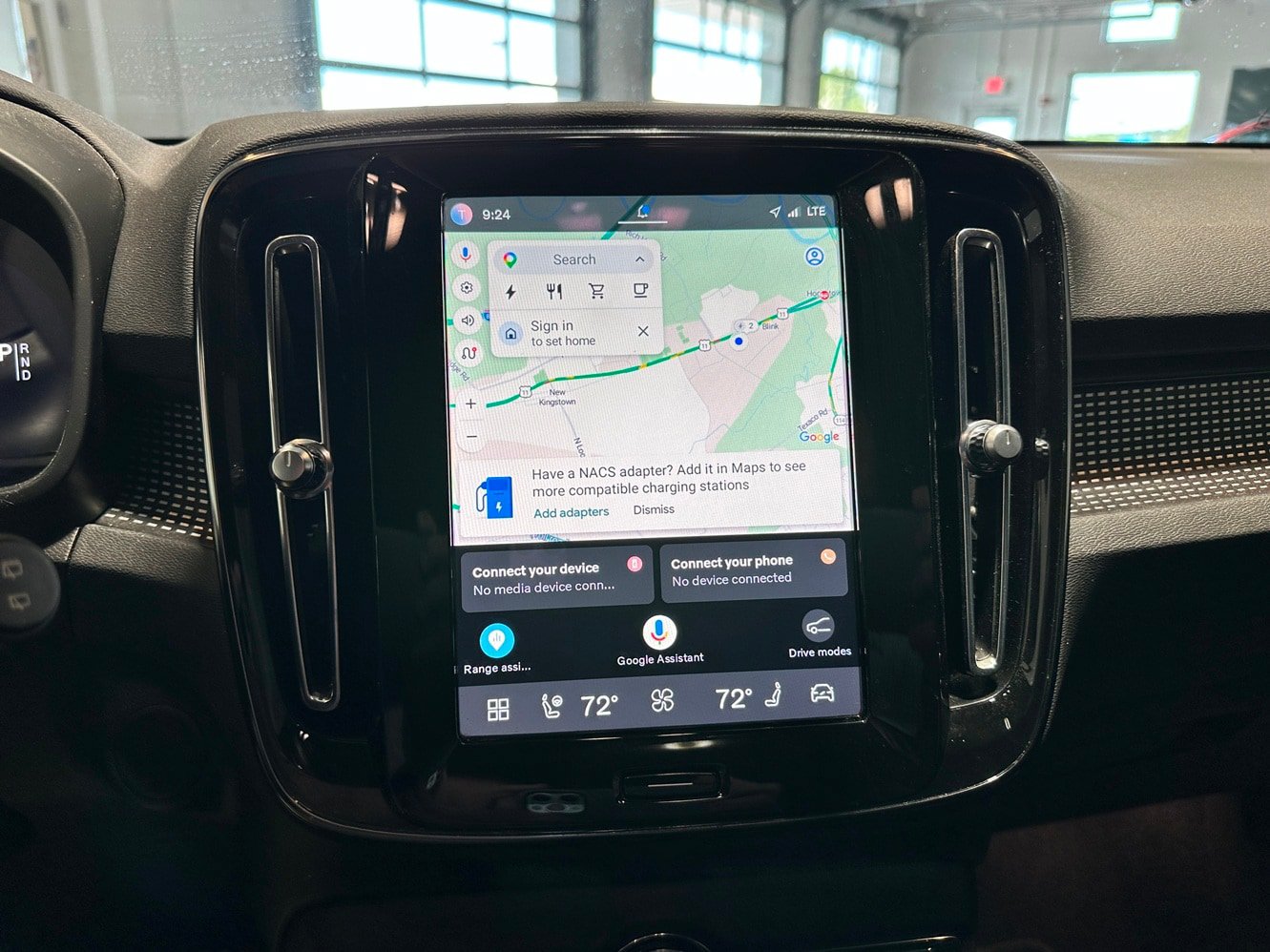 Used 2021 Volvo XC40 P8 Recharge w/ Advanced Package AWD/4WD image 9