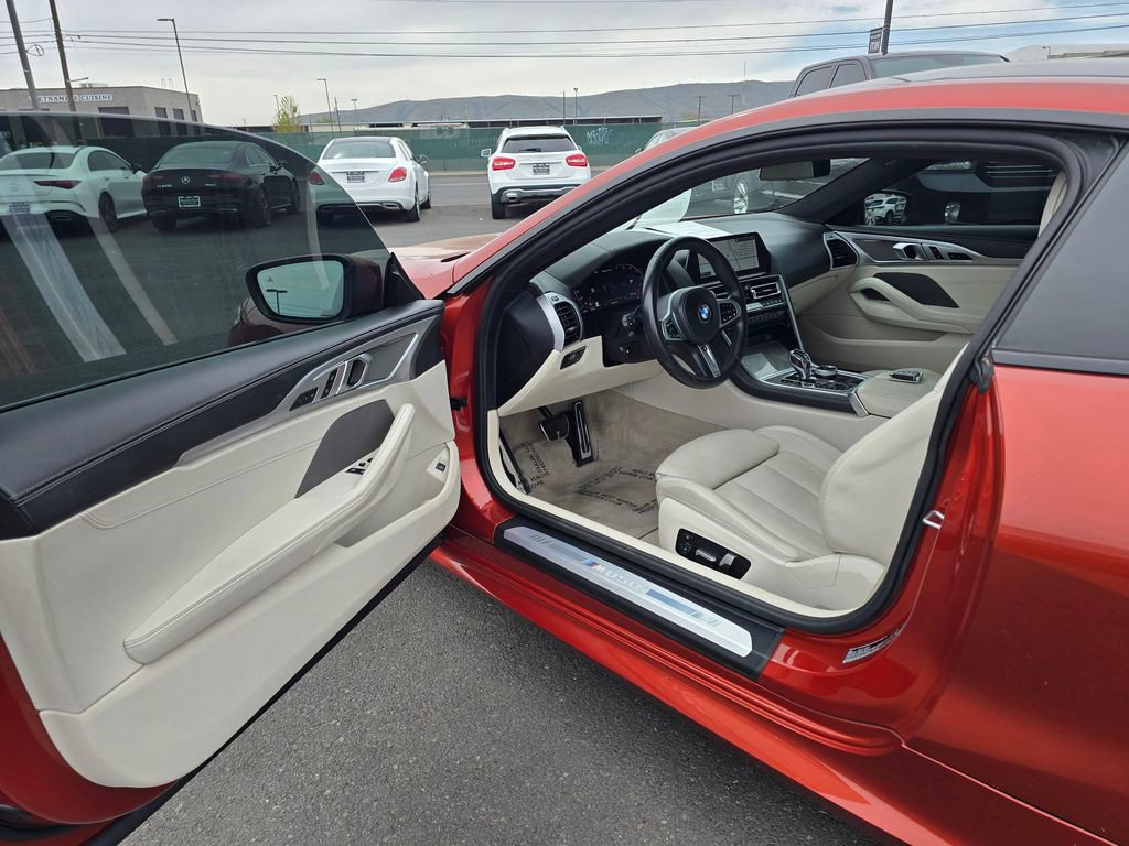 Used 2022 BMW M850i xDrive Coupe w/ Driving Assistance Package AWD/4WD image 15