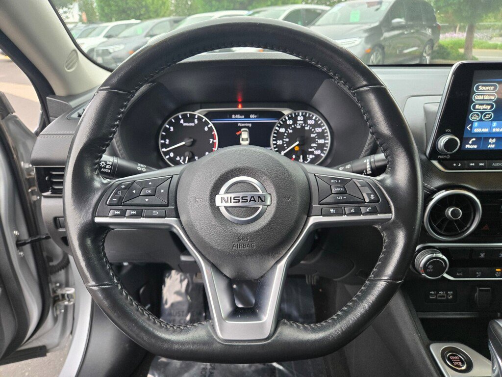 Used 2022 Nissan Sentra SV image 25