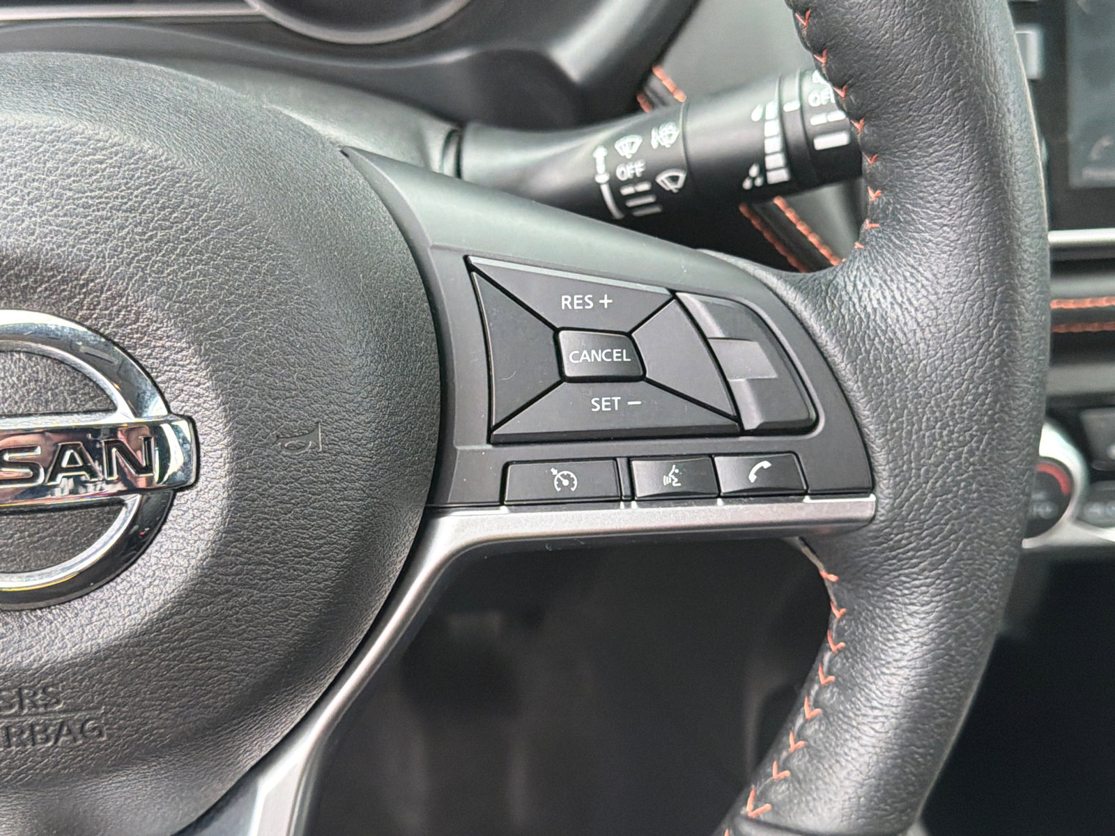 Used 2020 Nissan Kicks SR w/ SR Premium Package FWD image 25