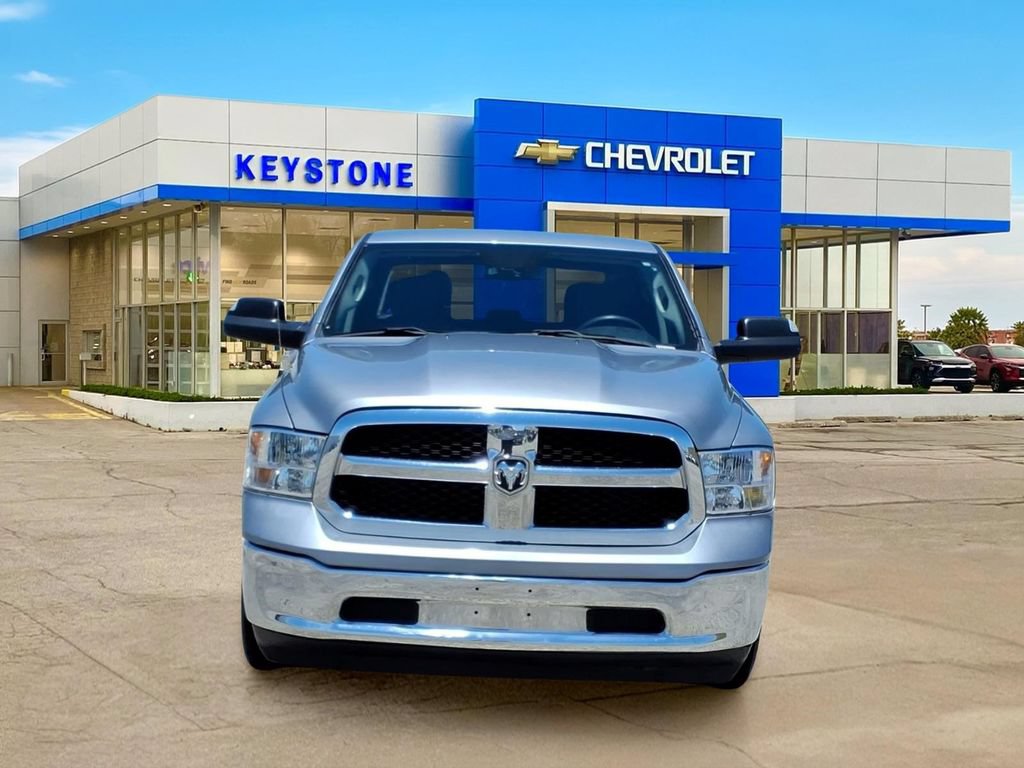 Used 2023 RAM 1500 Classic SLT w/ Trailer & Traction Group RWD image 2