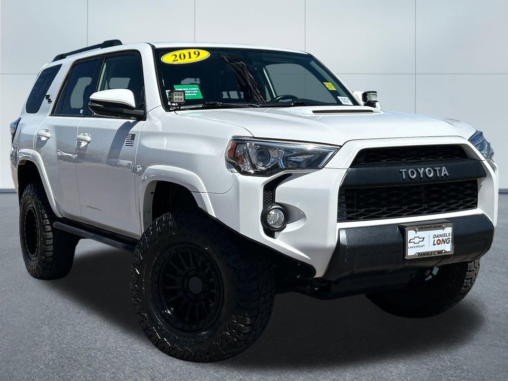 Used 2019 Toyota 4Runner TRD Off-Road Premium AWD/4WD image 34