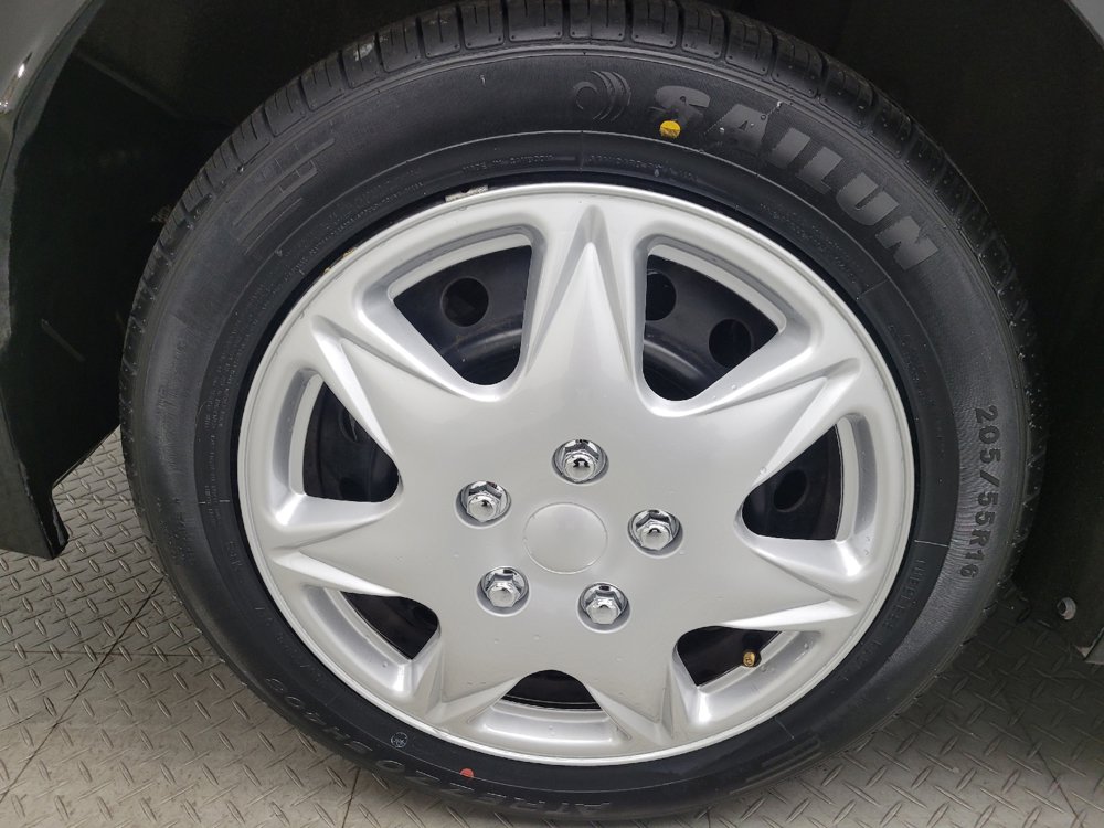 Used 2024 Toyota Corolla LE FWD image 31