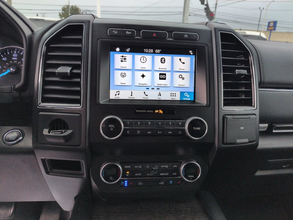 Used 2019 Ford Expedition Max Limited AWD/4WD image 18