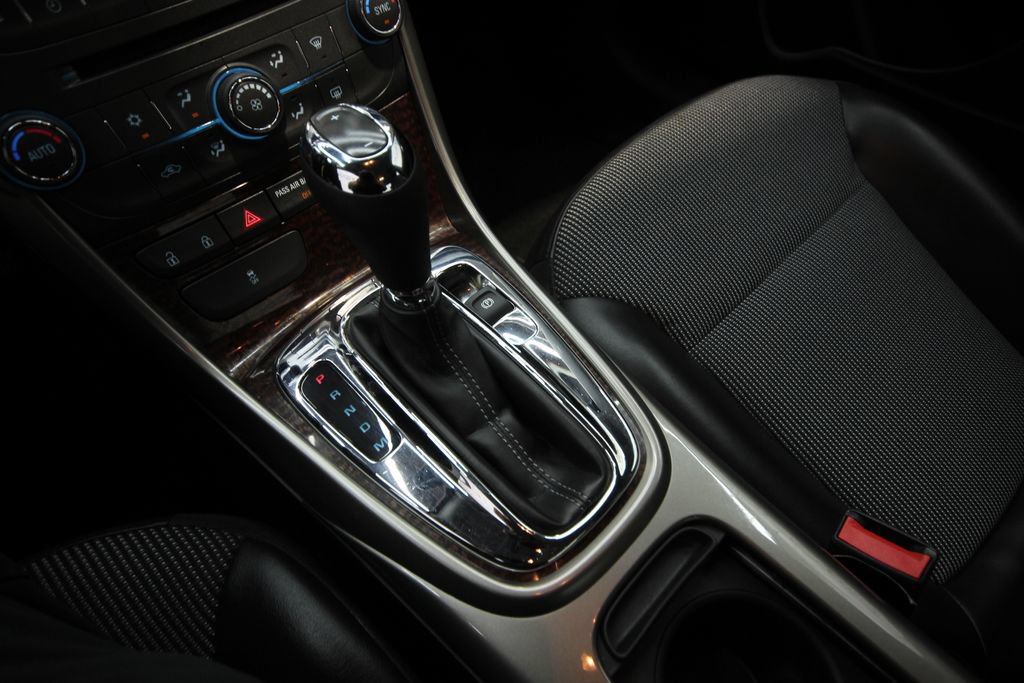 Used 2013 Chevrolet Malibu Eco w/ Power Convenience Package FWD image 20