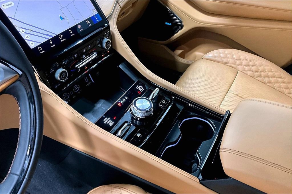 Used 2025 Jeep Grand Cherokee L Summit image 17