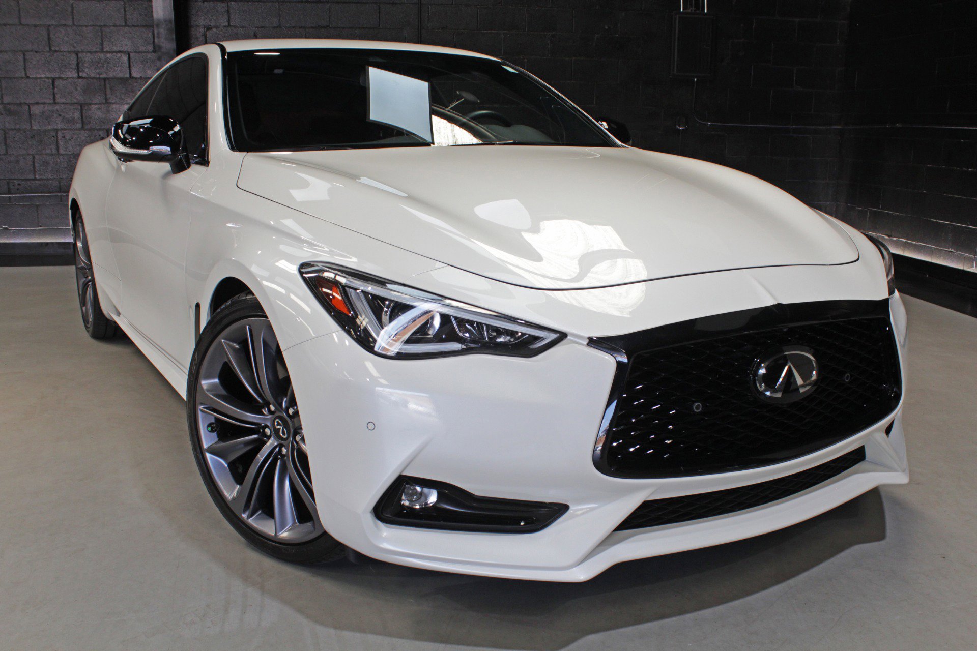 Used 2022 INFINITI Q60 Red Sport 400 w/ Cargo Package RWD image 10