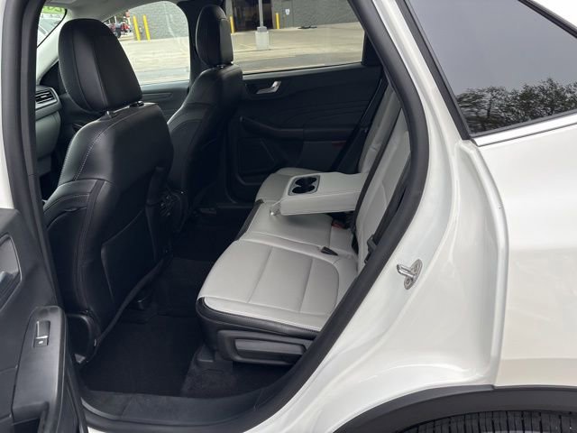 Used 2024 Ford Escape Platinum AWD/4WD image 22