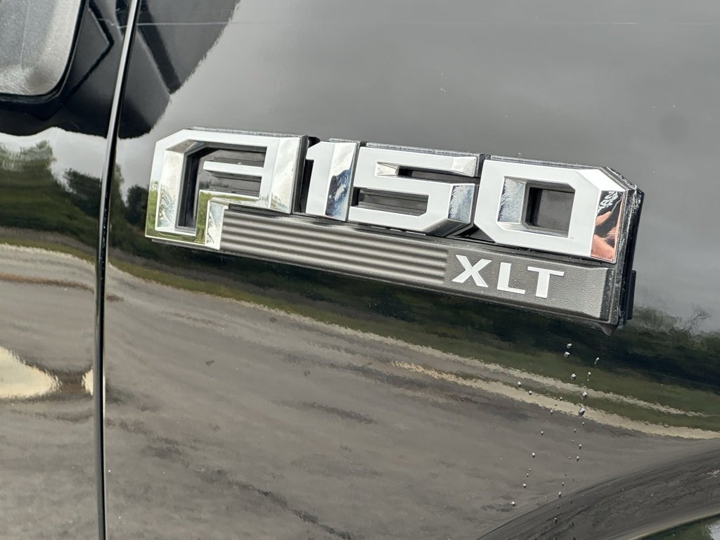 Used 2018 Ford F150 XLT w/ Equipment Group 302A Luxury image 11