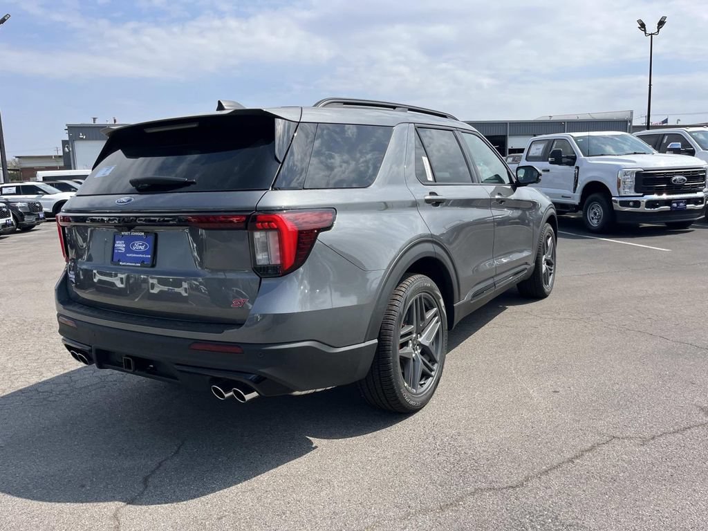 New 2026 Ford Explorer ST w/ Sun And Sound Package AWD/4WD image 3