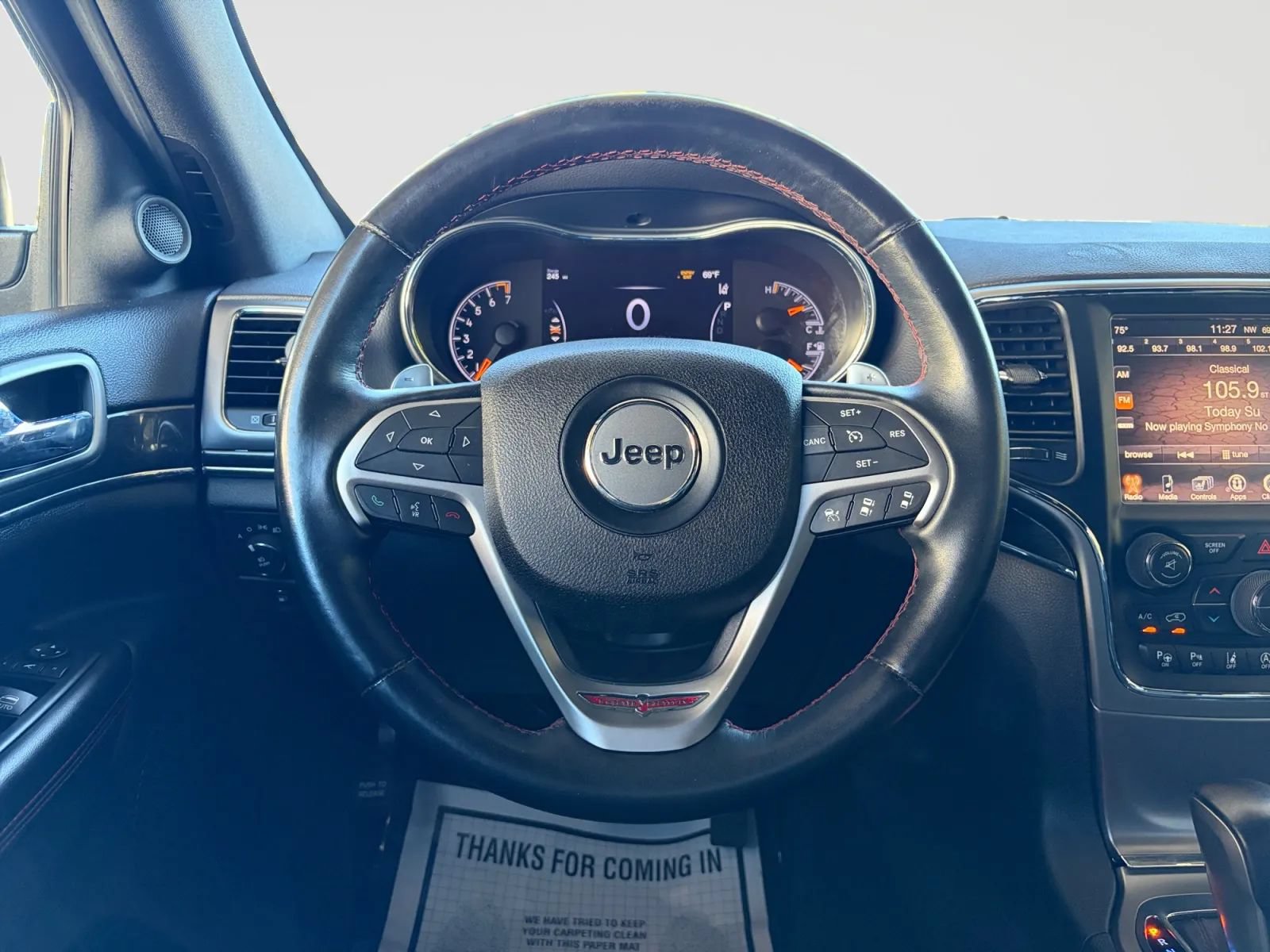 Used 2017 Jeep Grand Cherokee Trailhawk w/ Trailhawk Luxury Group AWD/4WD image 29