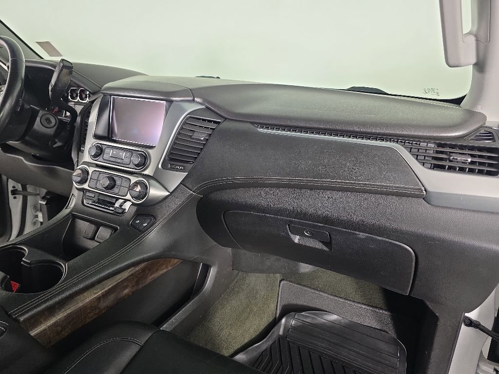 Used 2017 Chevrolet Suburban LT AWD/4WD image 42
