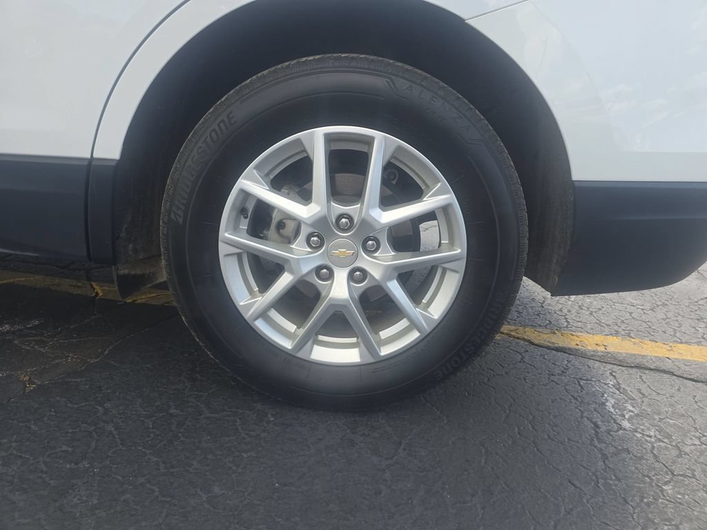 Used 2023 Chevrolet Equinox LT AWD/4WD image 35