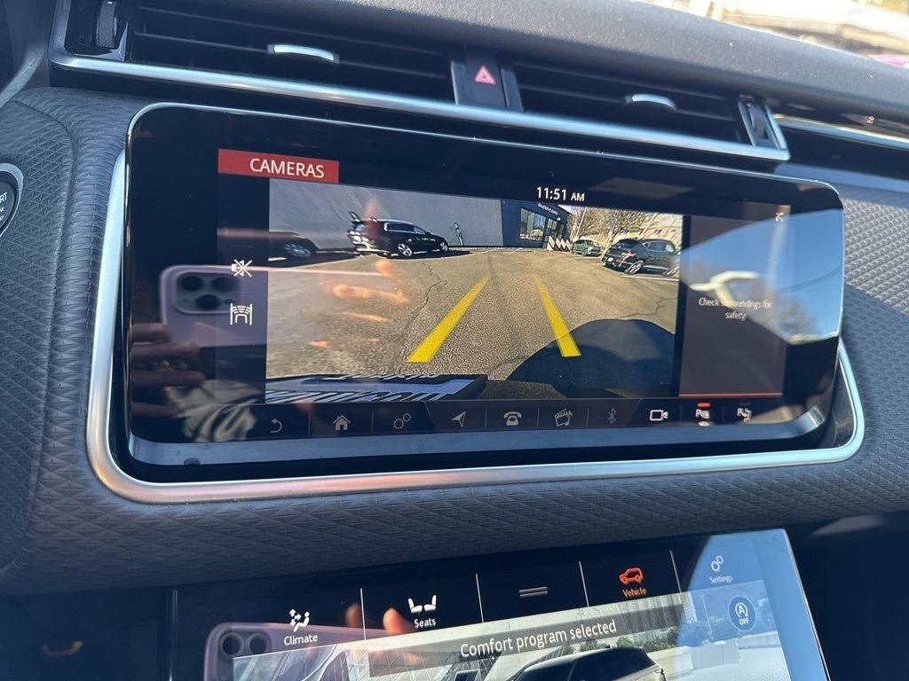 Used 2019 Land Rover Range Rover Velar R-Dynamic SE image 45