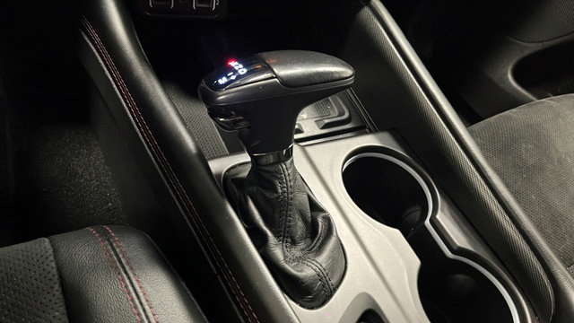 Used 2021 Dodge Durango R/T w/ Blacktop Package AWD/4WD image 18