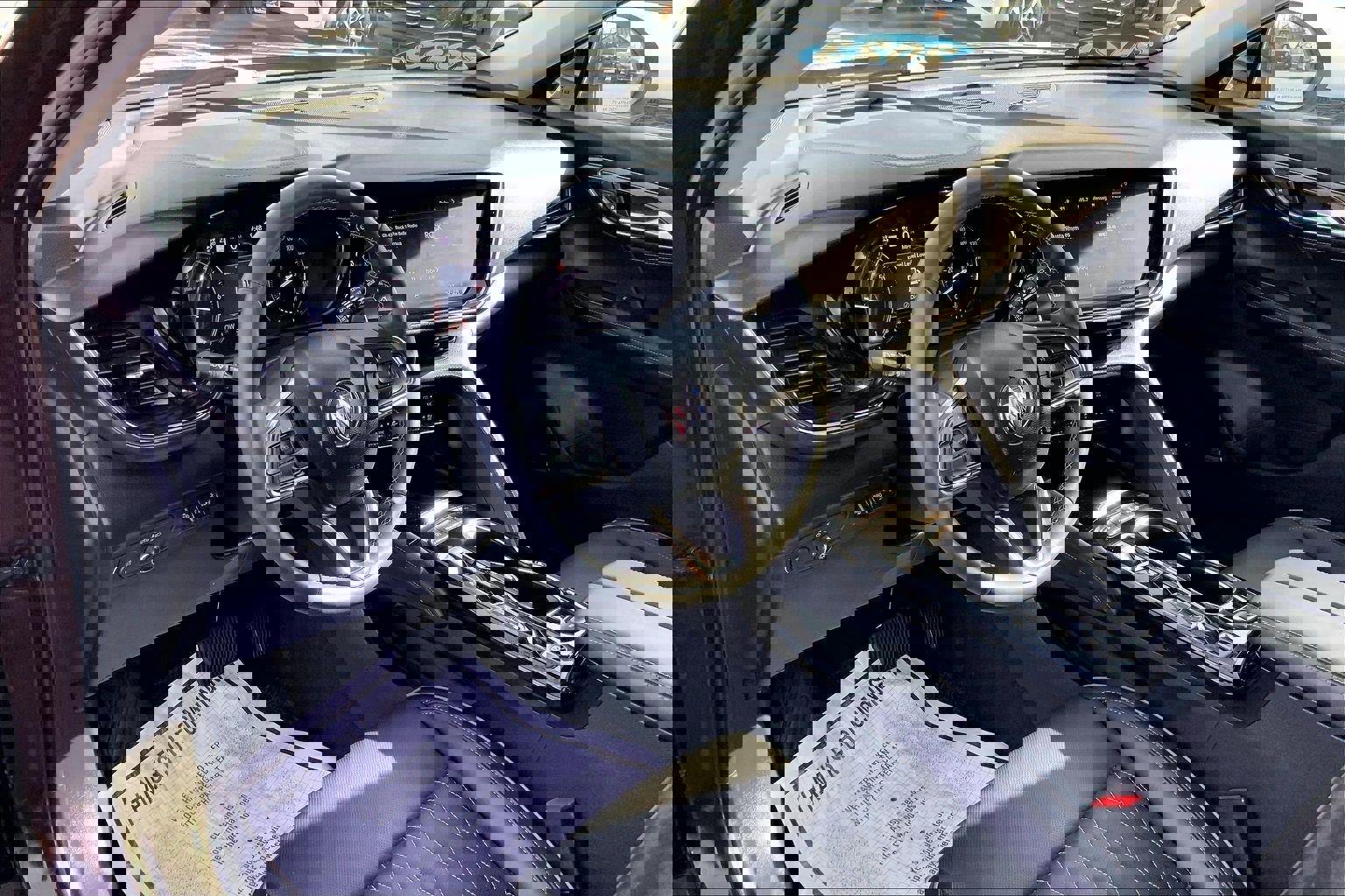 Used 2023 Buick Envision Avenir image 13