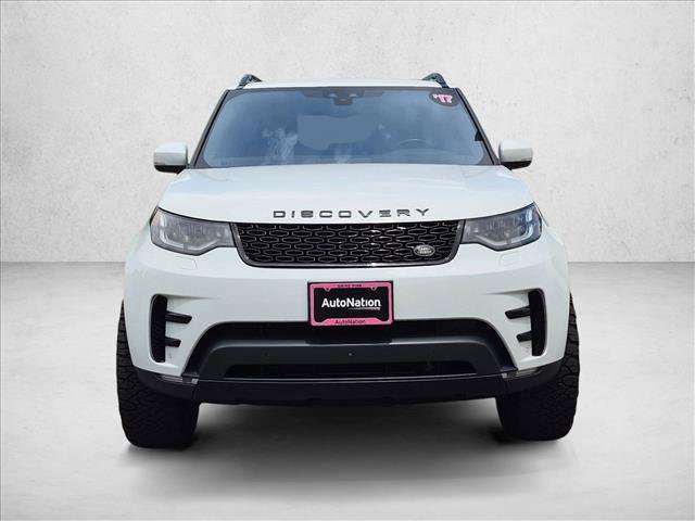 Used 2017 Land Rover Discovery HSE AWD/4WD image 2